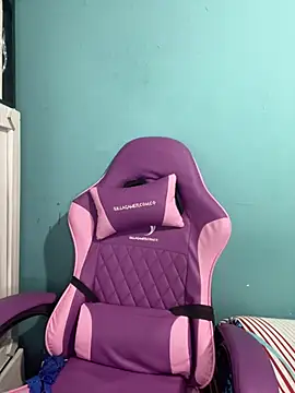 XXX chat uživo modela April_Becker