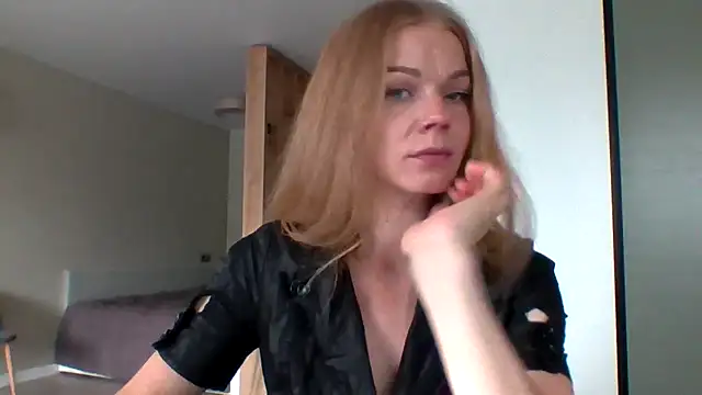 Tina5394's Live XXX Chat