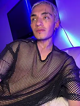 santikhalifa élő XXX-chatje
