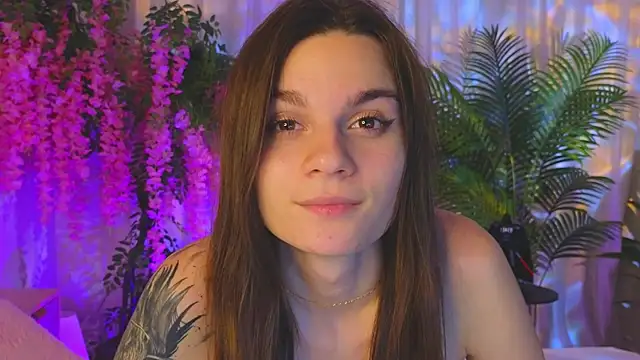 Chatroom XXX en direct de EvaHair