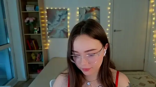 Chat +18 de MilenaSaint ao vivo