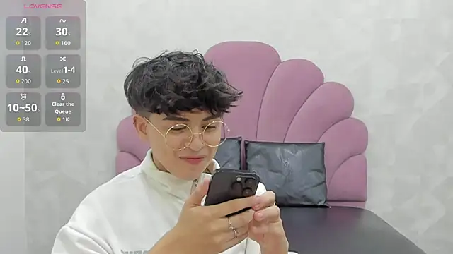Živý XXX chat alan_twink12