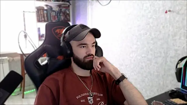 _Serious_Man – Naživo XXX chat