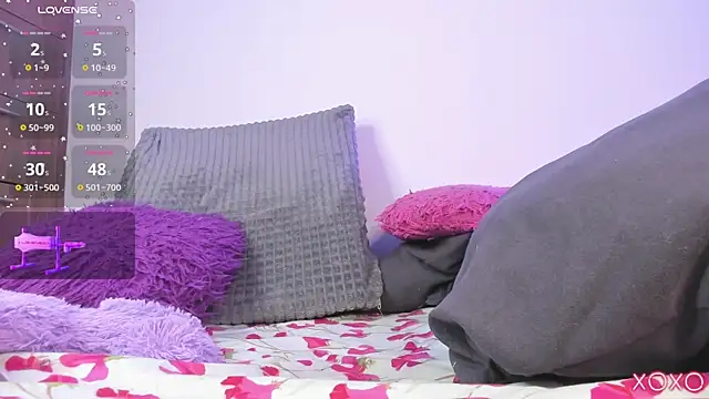 Chat +18 de _urcutekitty ao vivo