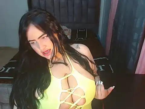 Chat +18 de PaolaBoobs29 ao vivo