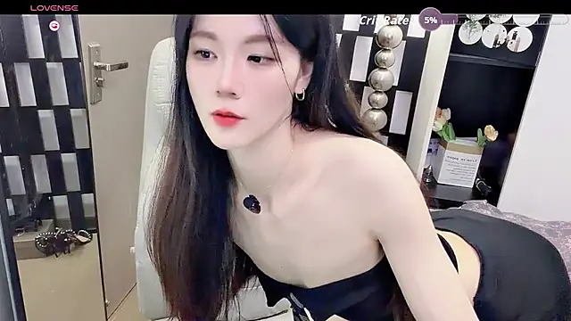 Yueyue-MM 现场XXX聊天