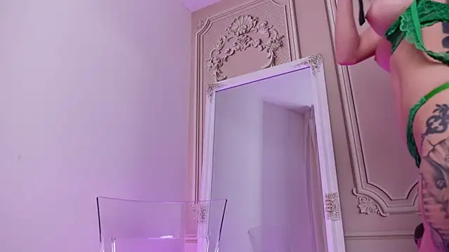 Czat XXX na żywo – LucyAddison