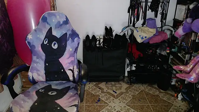 Show de kureiji_hentaii na webcam