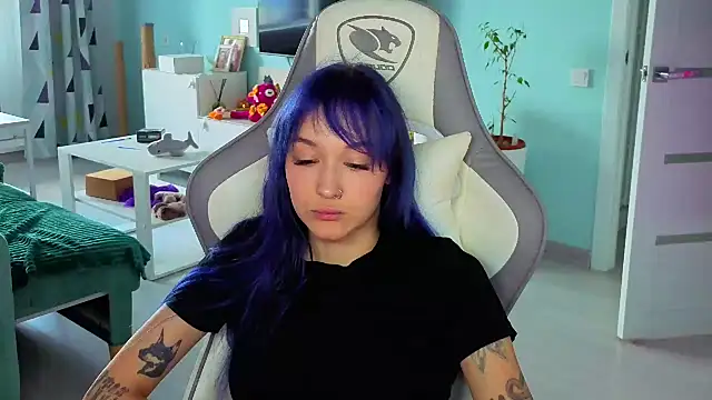 Im_suka élő XXX-chatje