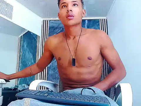 Chat XXX Live RafaelVander