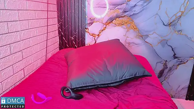 Chat XXX en directo de MaeveKuro