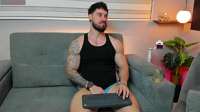 Giorgio-Leone Obrolan Langsung XXX