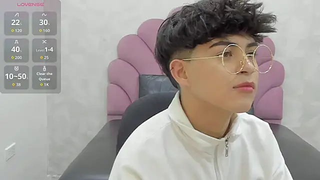 XXX chat uživo modela alan_twink12