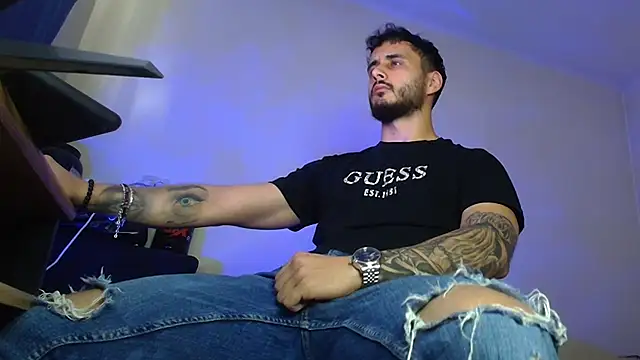 XanderCage99 Chat XXX in diretta