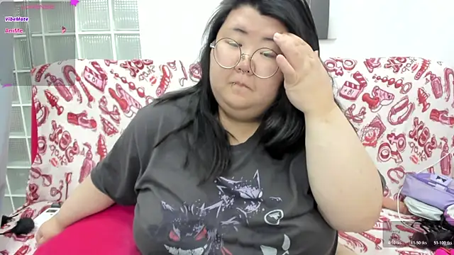 Nadine_asian 现场XXX聊天