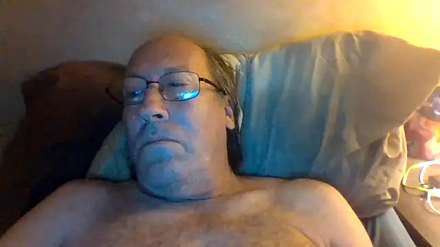hornyrich69n Live XXX chat