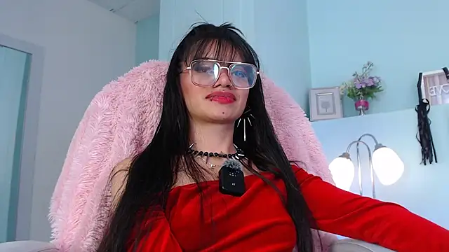 Emerald_gh's Live XXX Chat