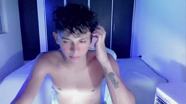 Chatroom XXX en direct de 2c_Bby