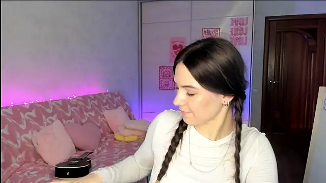 luna_lust_212's Live XXX Chat