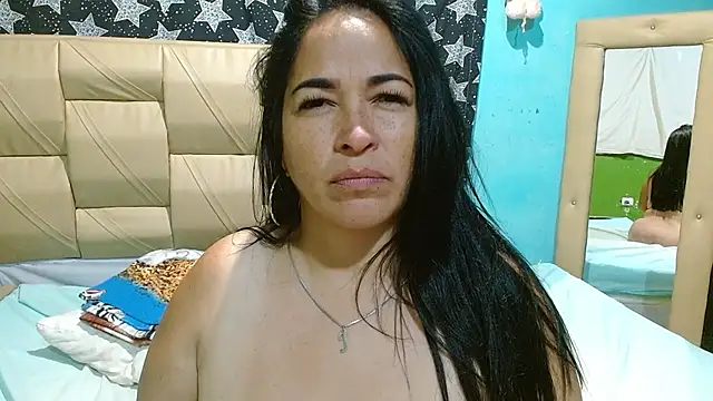 Stefanny_Taylor_ Live XXX-chat