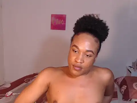 Chat +18 de dirtydolltsx ao vivo