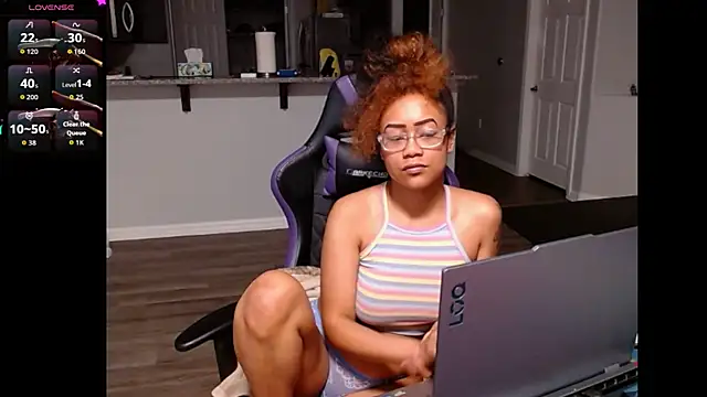 Chatroom XXX en direct de ReeseZen