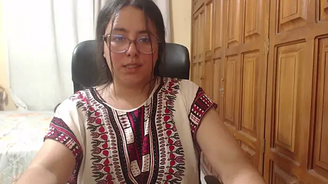 Chat +18 de Venus_cat_ ao vivo