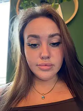 دردشة KiraSunshine الجنسية المباشرة