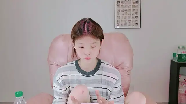 yang_12 Obrolan Langsung XXX