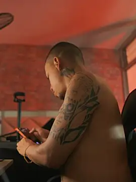 Онлайн чат XXX AlphaMasterXxx
