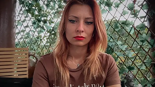 karo123421's Live XXX Chat