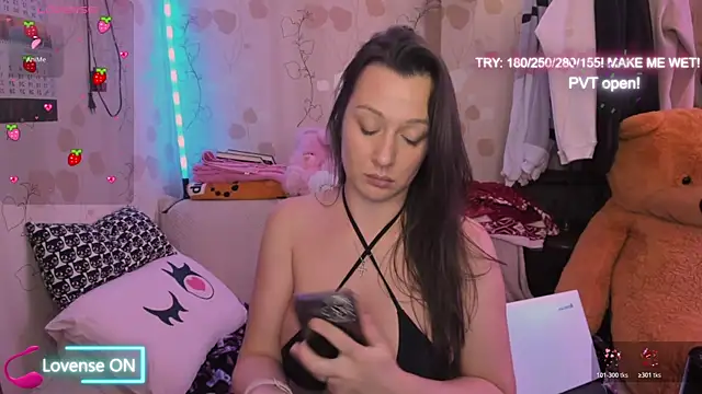 Chat +18 de Magic_Lilly ao vivo