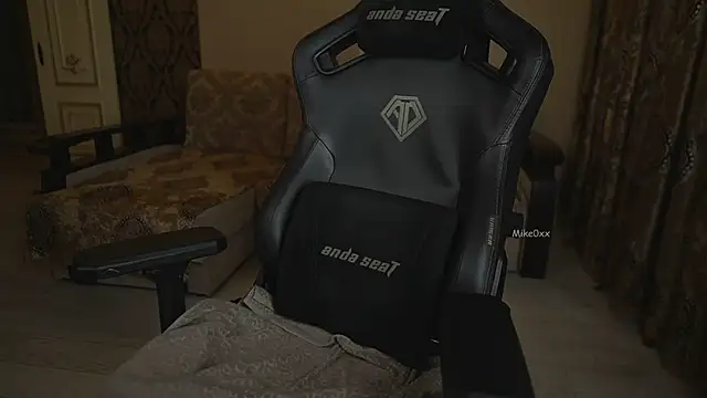 mike0xx 라이브 XXX 채팅