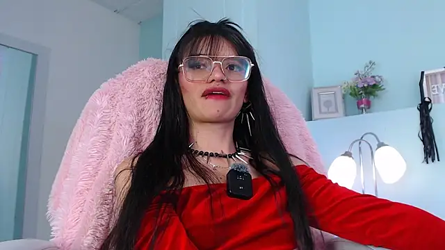 צ'אט XXX בשידור חי של Emerald_gh