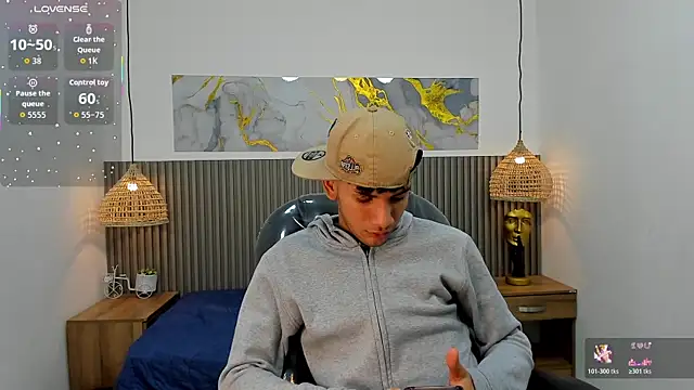 Онлайн чат XXX JDWhite18