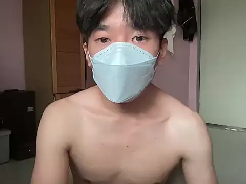 Asianbigfun 现场XXX聊天