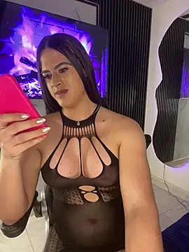 Chat XXX ao vivo de Naughtysofiaa