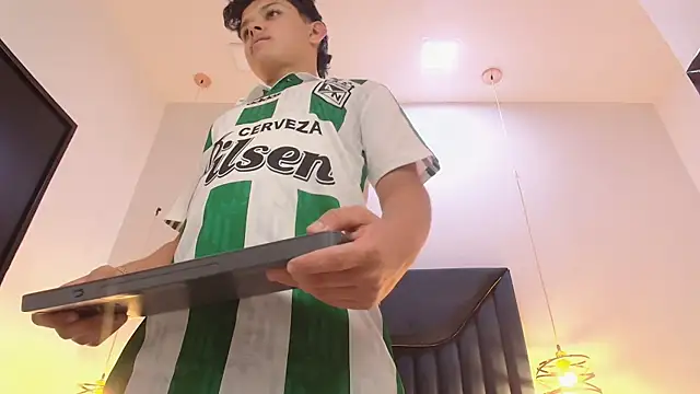 Онлайн  чат XXX NathanBrookhs