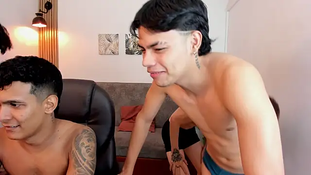 Онлайн чат XXX Fun_BoysW
