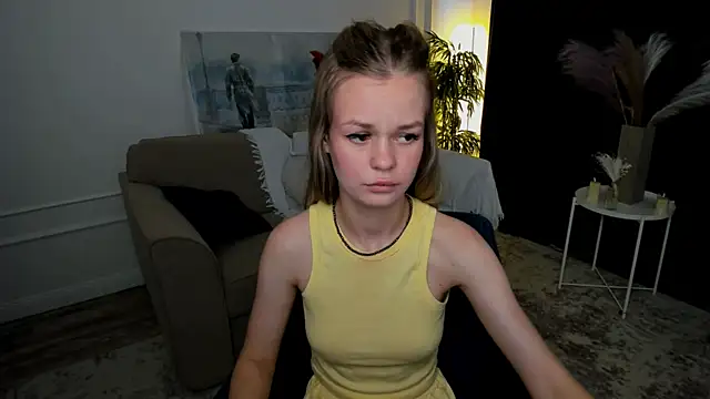 Chat XXX en directo de MidnighteAura