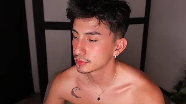 sweettaaron01 라이브 XXX 채팅