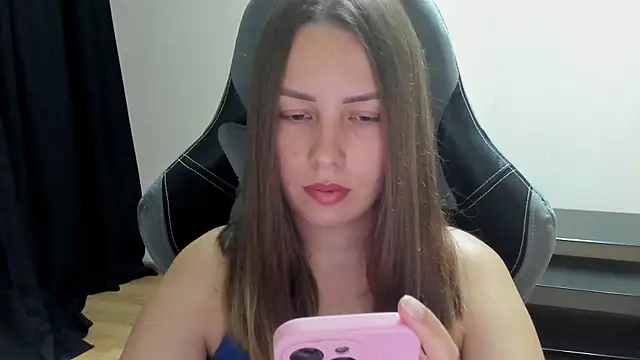Chat XXX ao vivo de Mia_shy1