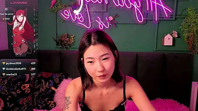Chat XXX en directo de Runi_Asian