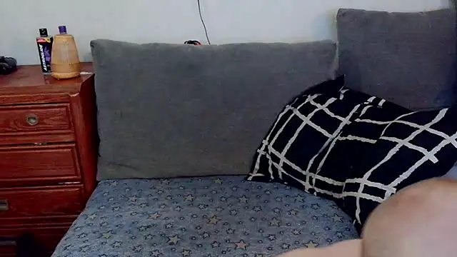 pyrowuff's Webcam Show