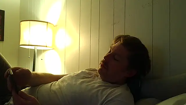 Chat XXX en directo de 9VOLTT