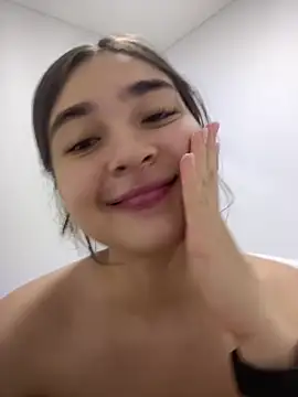 Valentina_ro's Live XXX Chat