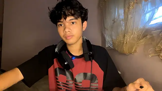 Živý XXX chat liam_alttwink