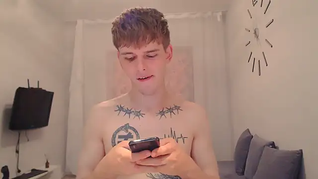 Онлайн чат XXX Fredd_Xanders