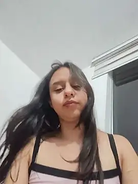 Show modela sukichan-69 na web-kameri