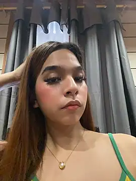 hugecock_cali Adlı Modelin Canlı XXX Sohbeti